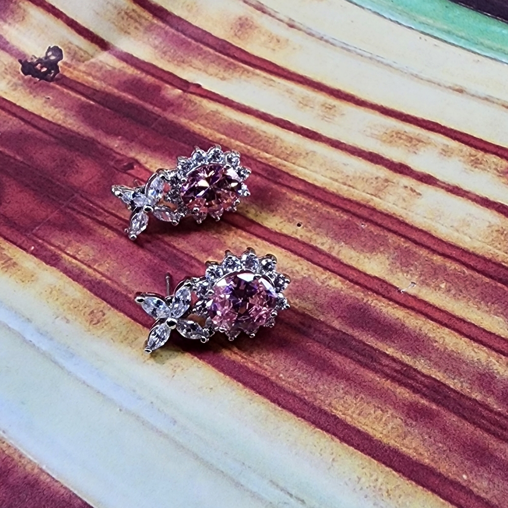 ladies earrings - Picture 5 of 8